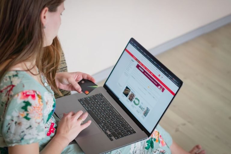 E-Commerce Website